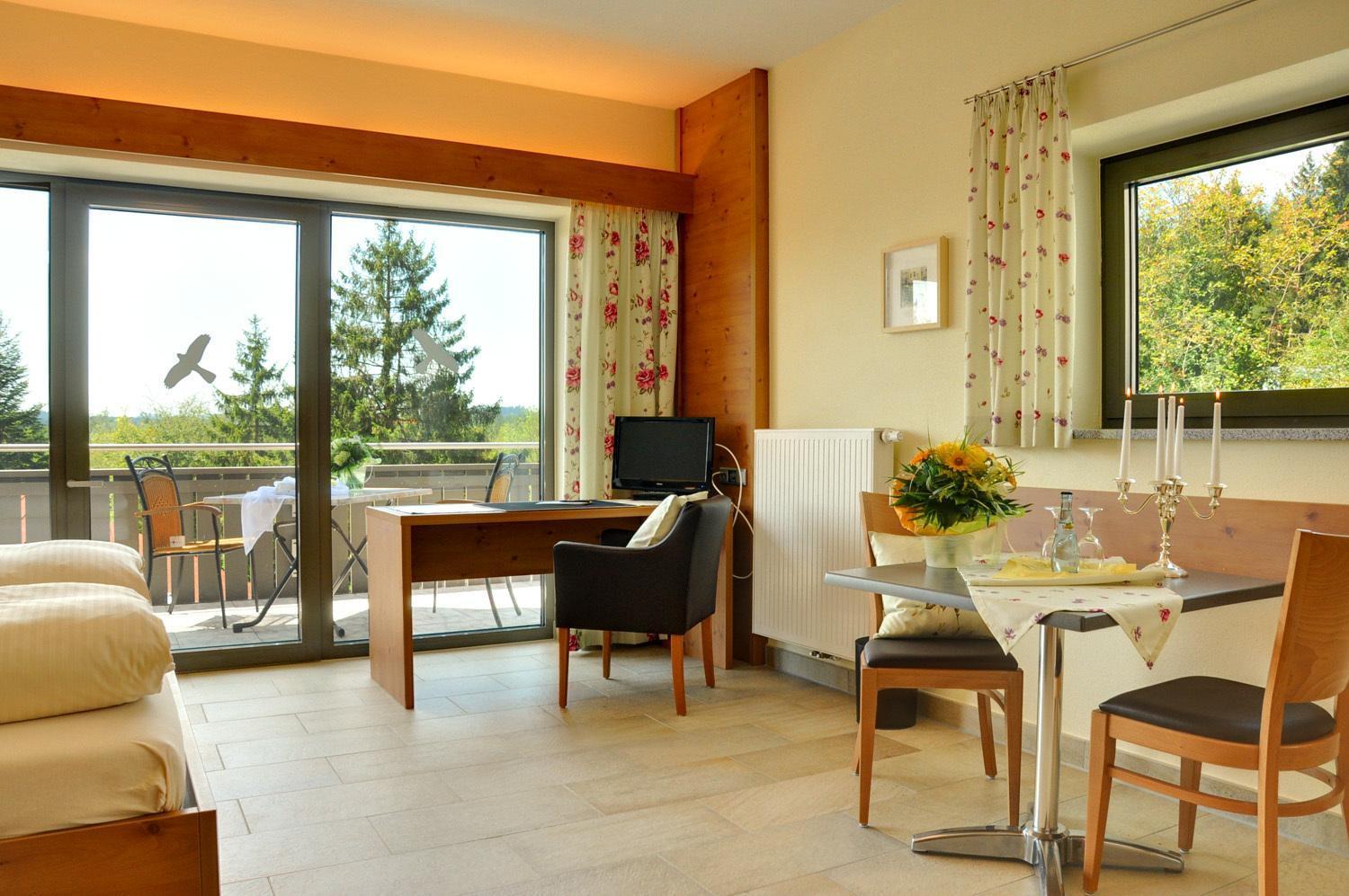 Allgaeu-Hotel-Elbsee Aitrang Exteriör bild